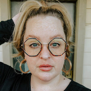 Meet your Posher, Jessica anderson